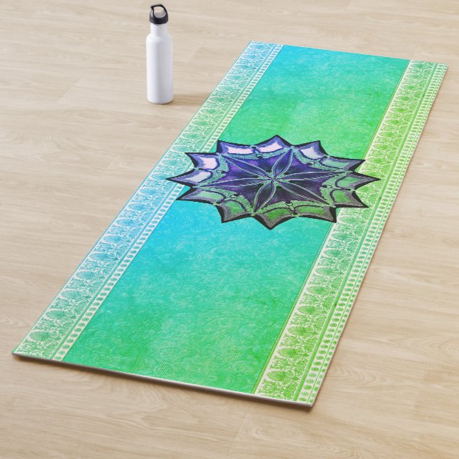 Green lotus mandala yoga mat (In Situ)