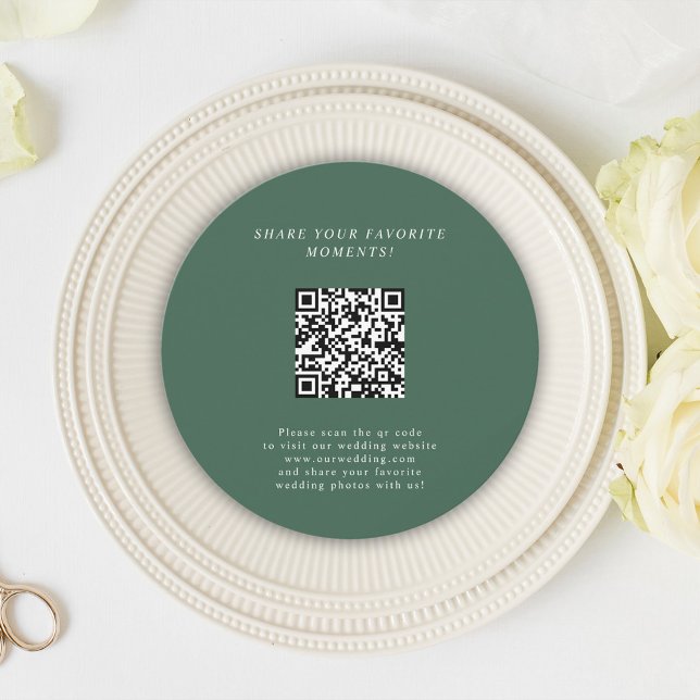 Green Minimalist Wedding QR Code Enclosure Card (Green Minimalist Wedding QR Code Enclosure Card)