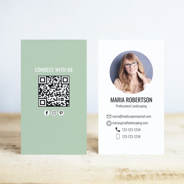 Green Modern Business Photo QR Code Business Card (Modern business card with scannable QR code. )