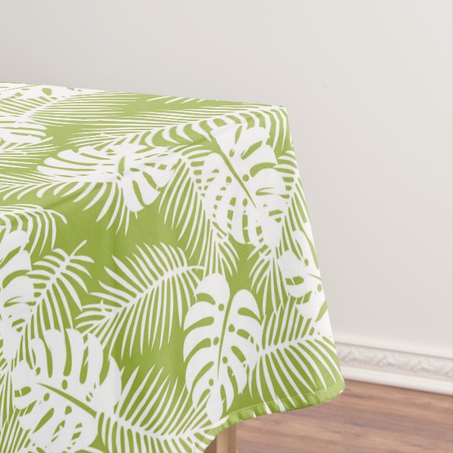 Green Palm Leaves Rainforest Pattern Tablecloth (In Situ)