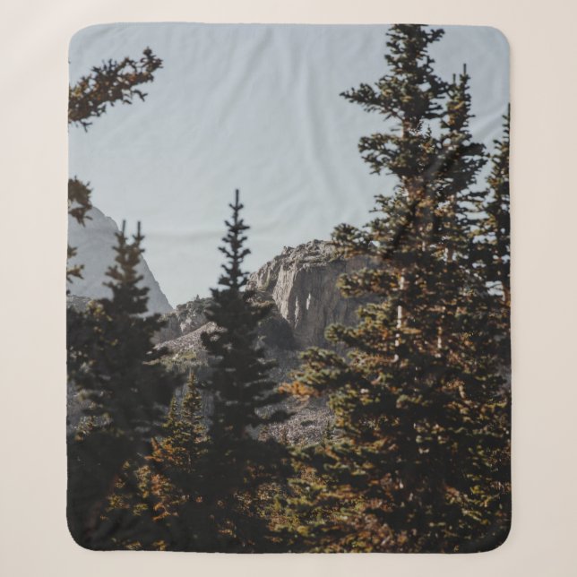 GREEN PINE TREES NEAR MOUNTAIN DURING DAYTIME SHERPA BLANKET (Front)