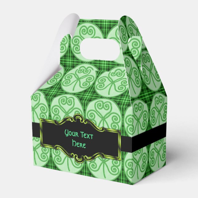 Green Plaid Shamrock Pattern Gable Favour Box (Front Side)