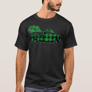 Green Plaid Truck Shamrock St Patricks Day  Men T-Shirt