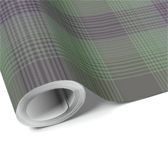 Green Plaid Wrapping Paper (Roll Corner)