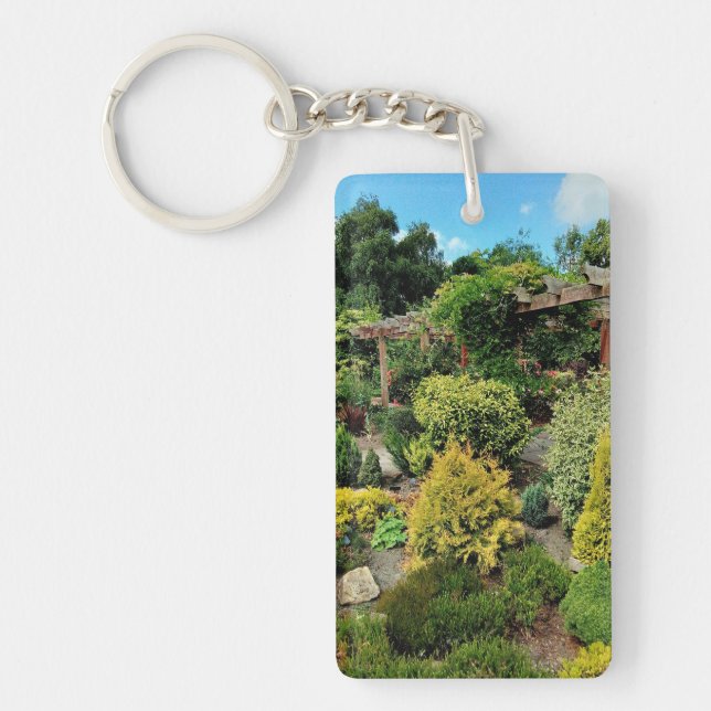 Green plants in the garden  key ring (Front)