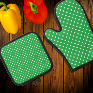 Green Polka Dot Oven Mitt & Pot Holder Set