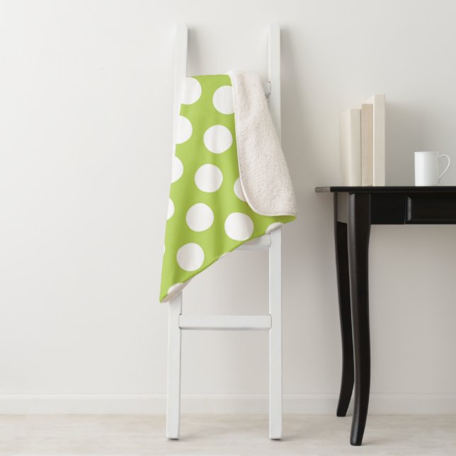 Green Polka Dots, Polka Dot Pattern, Dots, Dotted Sherpa Blanket (In Situ)