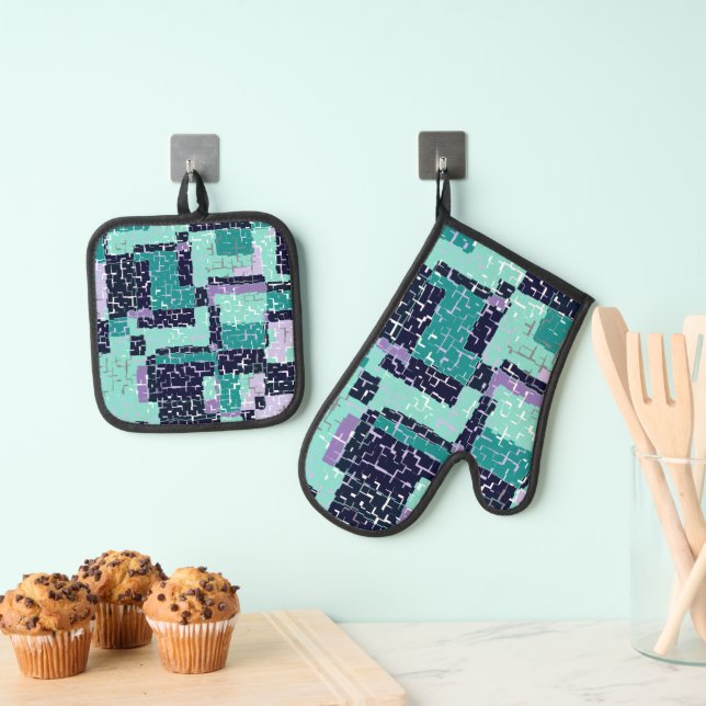 Green Purple Pot Holders and Oven Mitts Abstract Oven Mitt & Pot Holder Set (Insitu(Hanging))
