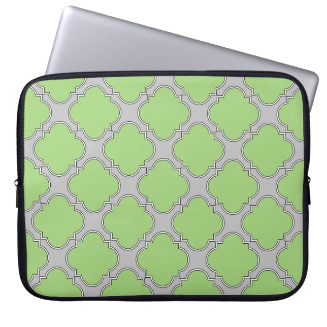 Green Quatrefoil Laptop Sleeve (Front)