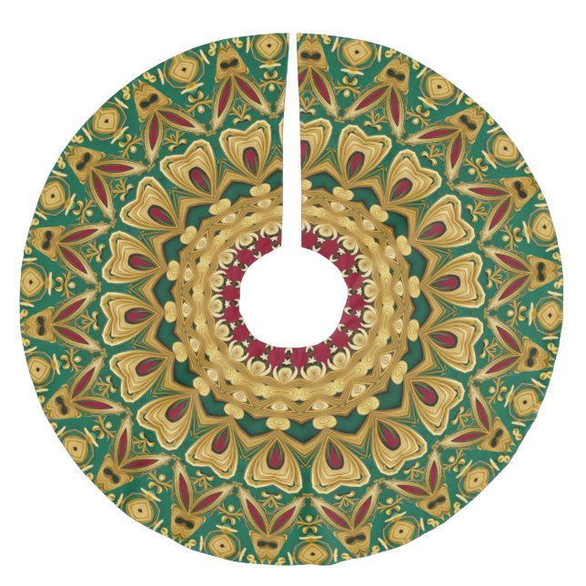 Green Red Gold Decorative Holiday Tree Skirt (Front)