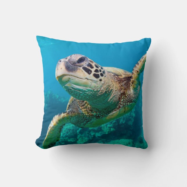 Green Sea Turtle Swimming Over Coral Reef |Hawaii Cushion (Front)