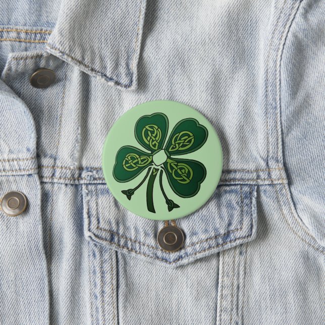 Green Shamrock 2025 7.5 Cm Round Badge (In Situ)