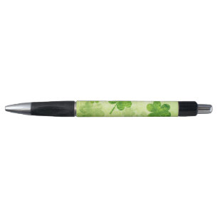 Green Shamrock Pattern