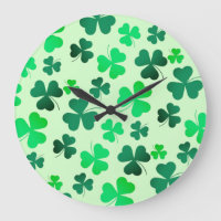 Green Shamrok Clover Pattern