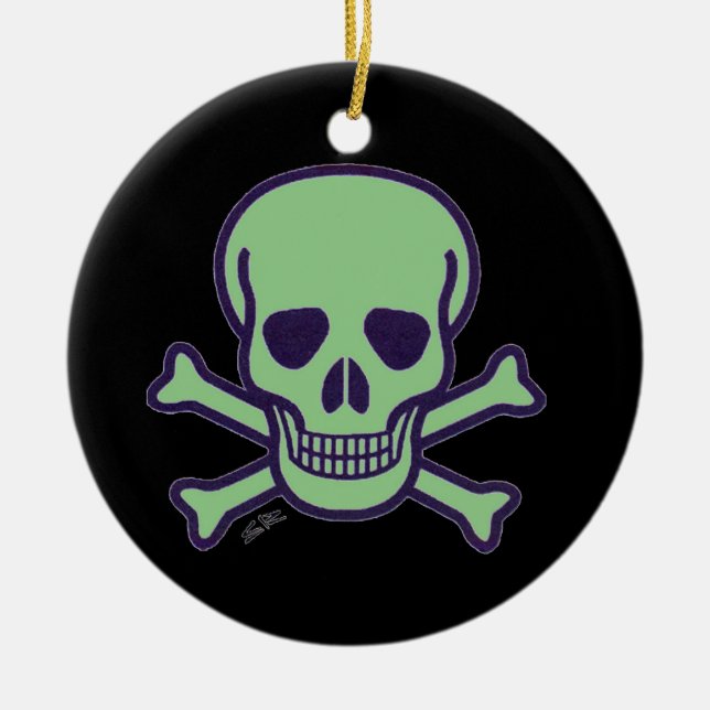 Green Skull black round ceramic ornament 2 sided (Front)