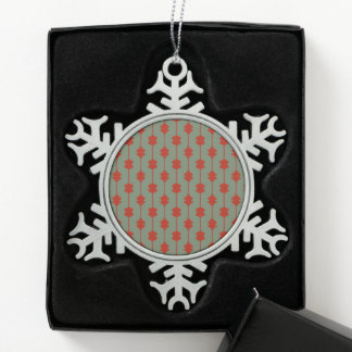 Green snowflake pewter christmas ornament