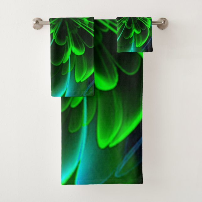 Green Stilized Corolla Bent Up Petals Bath Towel Set (Insitu)
