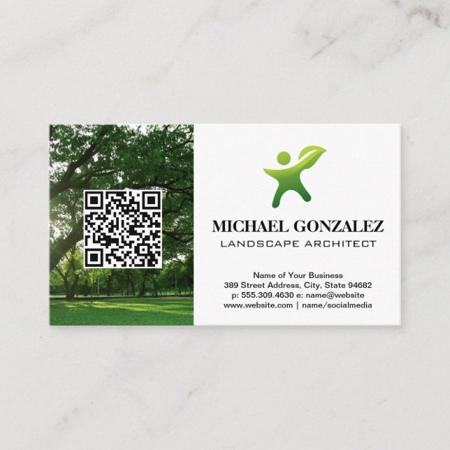 Green Thumb Icon | Landscape | QR Business Card (Front)