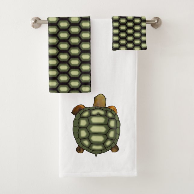 Green tortoise & tortoise skin pattern on white bath towel set (Insitu)
