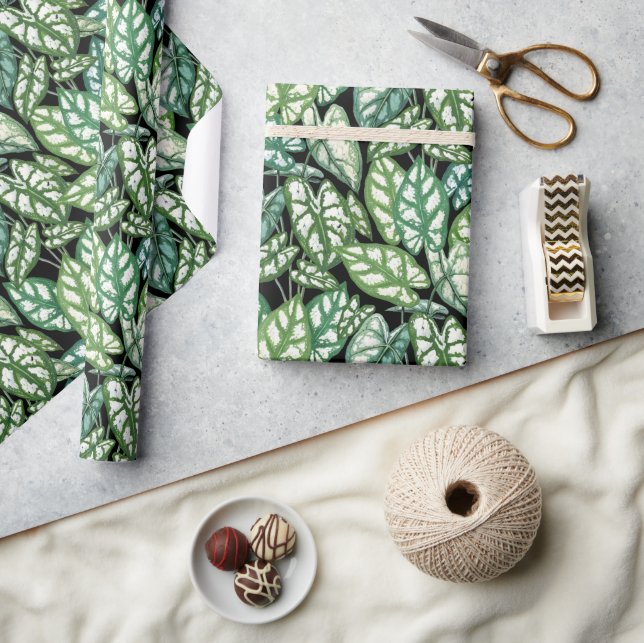 Green Tropical Leaves Pattern Wrapping Paper (Crafts)
