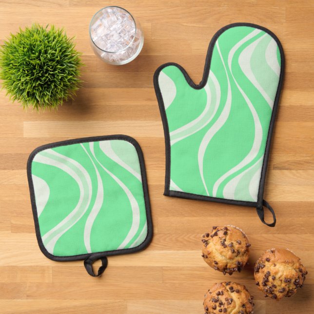 Green Waves Oven Mitt Set (Top Down)