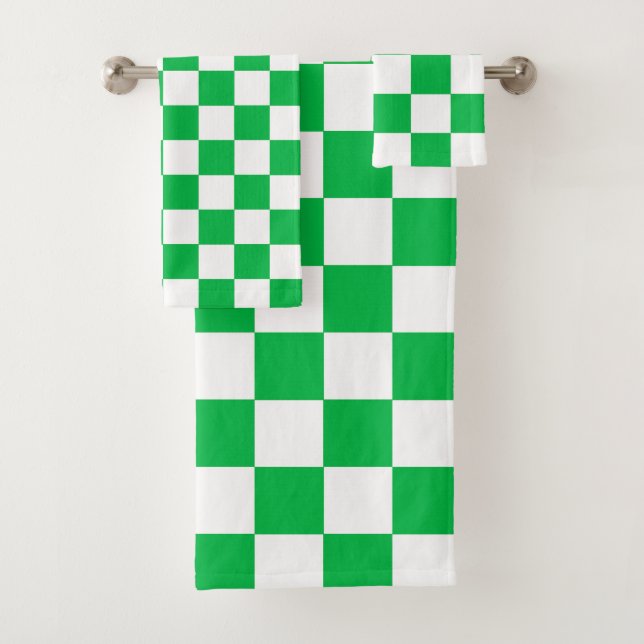 Green White Chequered Check Pattern Bath Towel Set (Insitu)
