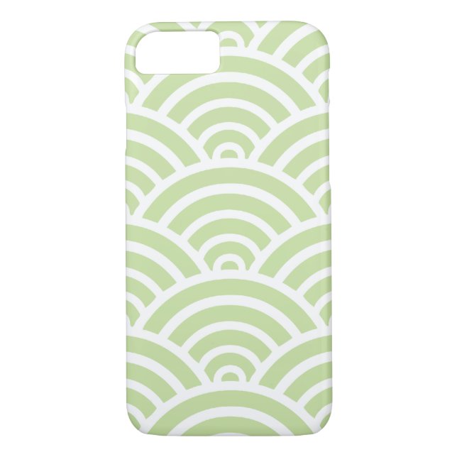 Green & White Scallop Pattern iPhone 7 Case (Back)