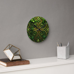 Green Wreath Round Clock