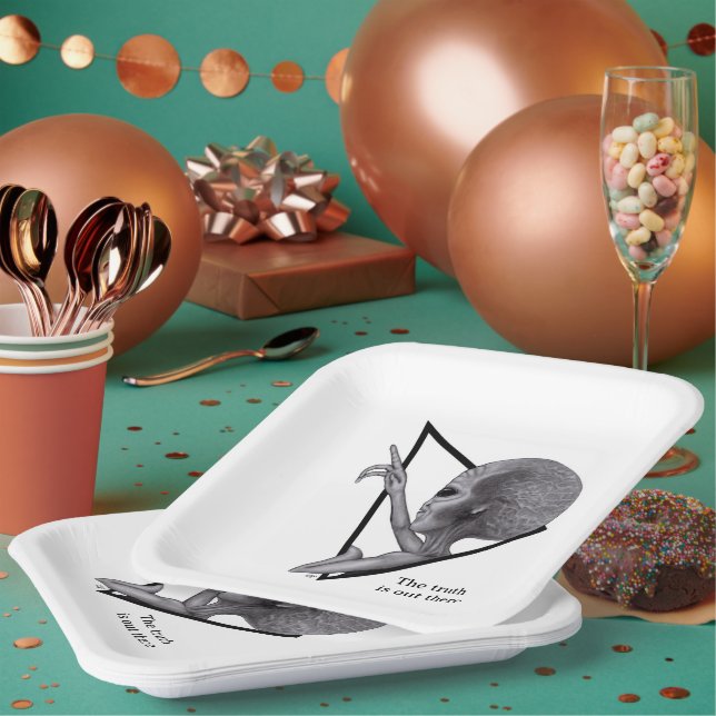 Grey Alien, the truth is out there Paper Plate (Multi)