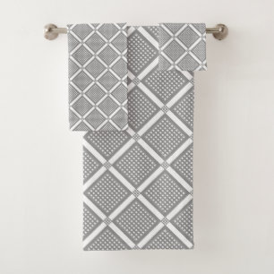 Grey and white geometric checkered pattern bath towel set