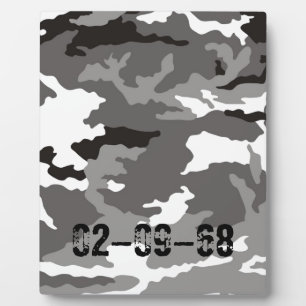 Grey camouflage pattern plaque