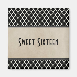 Grey Chic Quatrefoil Sweet 16 Magnet