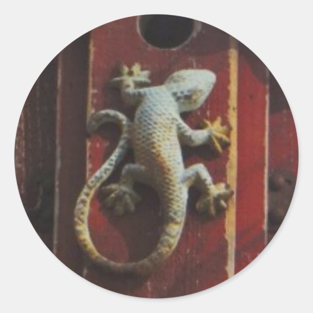 grey lizard on worn wood classic round sticker (Front)