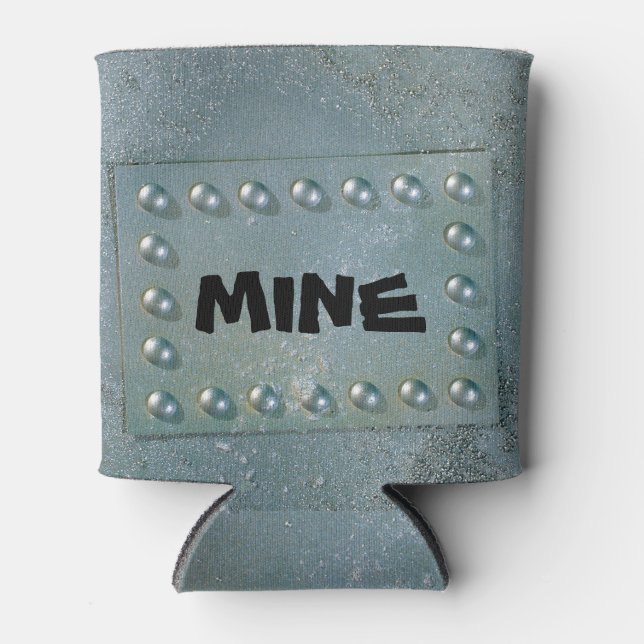 Grey metal with text plate on can cooler (Front)