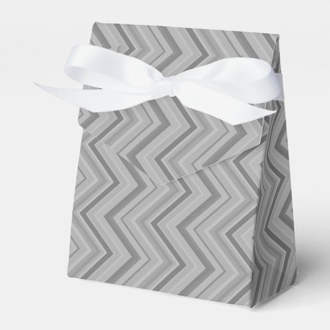 Grey stripes zigzag pattern favour box (Front Side)