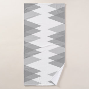Grey triangles bath towel