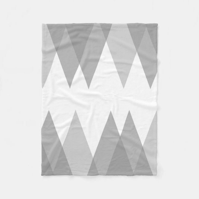 Grey triangles fleece blanket (Front)