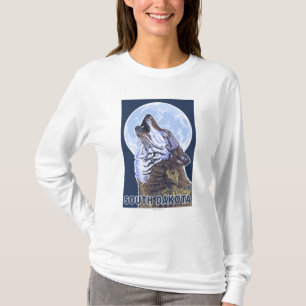 Grey Wolf HowlingSouth Dakota T-Shirt