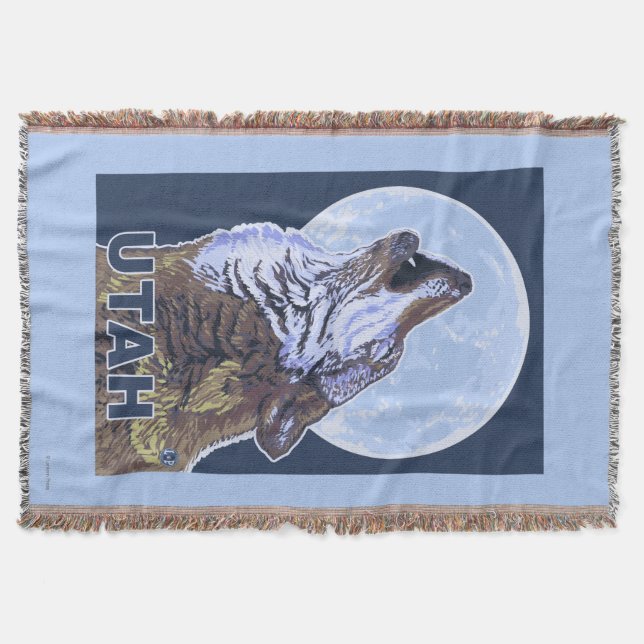 Grey Wolf HowlingUtah Throw Blanket (Front)