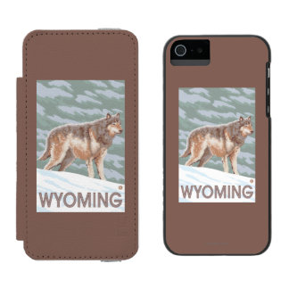 Grey Wolf StandingWyoming Incipio Watson™ iPhone 5 Wallet Case
