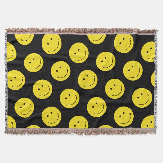 Grinning Smile Yellow Face Pattern Throw Blanket (Front)