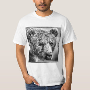 Grizzly bear portrait T-Shirt