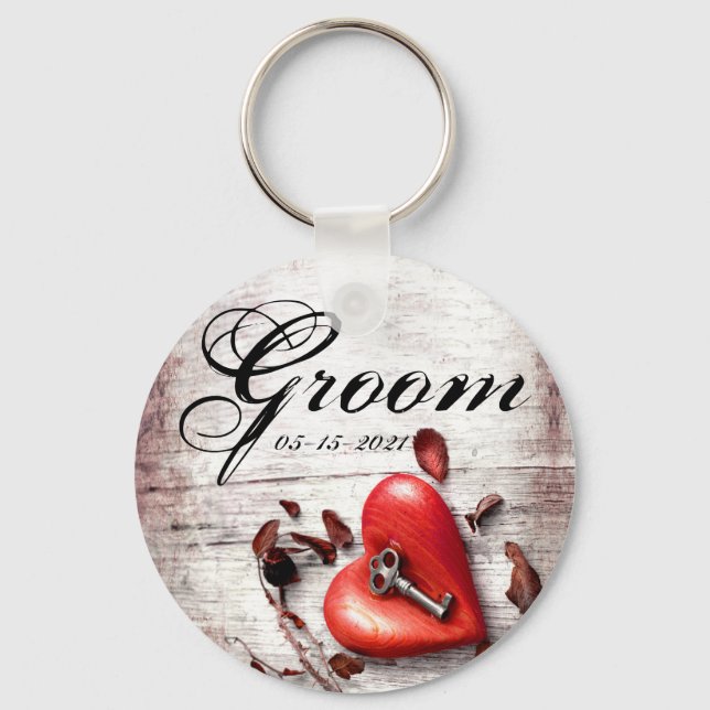Groom Key Chain Country Wood Key to my Heart Rusti (Front)