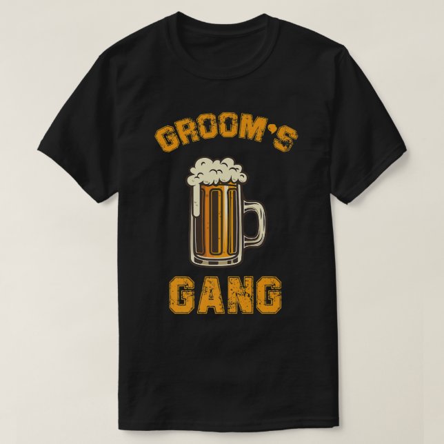 Grooms gang with beer to the bachelor party  T-Shirt (Design Front)