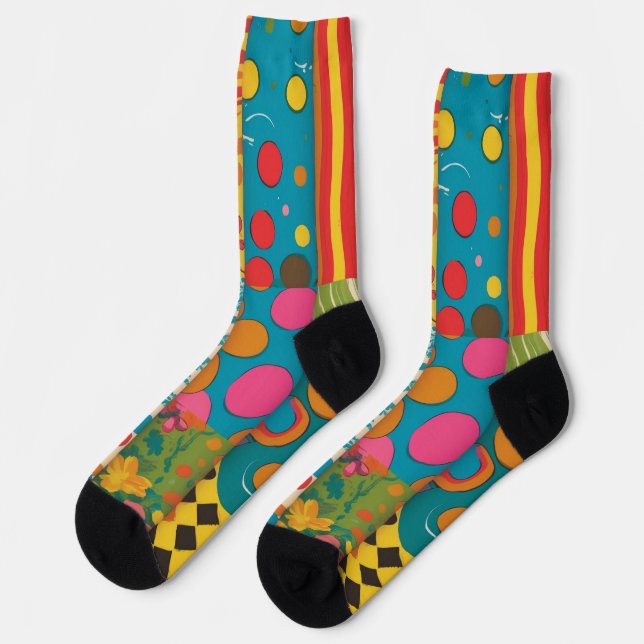 Groove Waves 70s Psychedelic Line Pattern Socks (Left)