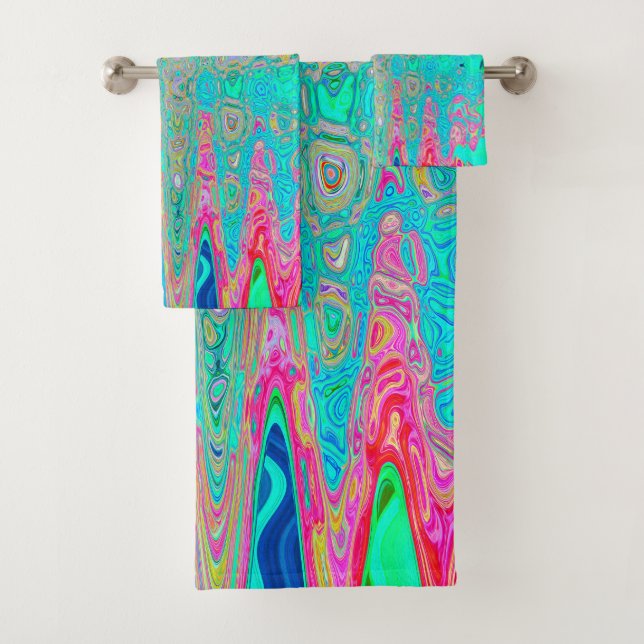 Groovy Abstract Retro Rainbow Atomic Waves Bath Towel Set (Insitu)