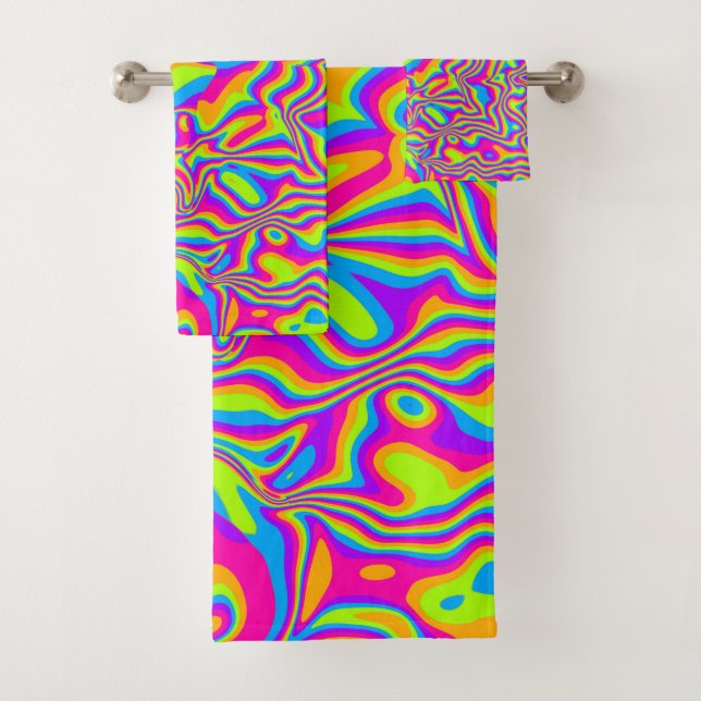 Groovy Bath Towel Set (Insitu)