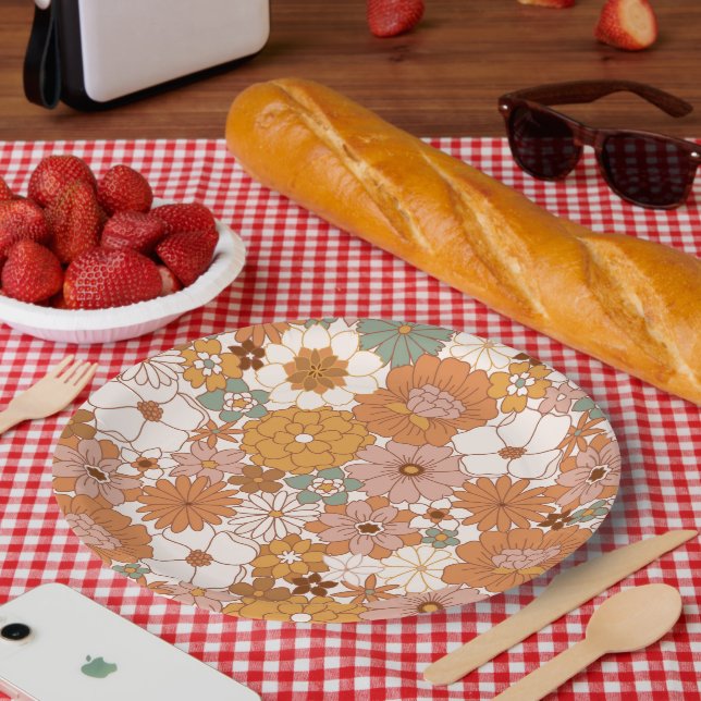 Groovy Boho 70s Flowers Pattern Paper Plate (Picnic)