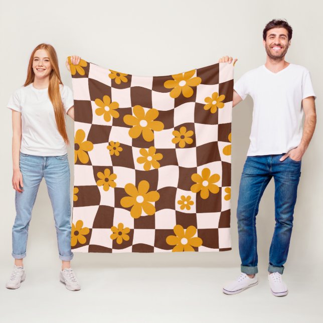 Groovy Daisy Floral Chequerboard, Y2K 90s   Fleece Blanket (In Situ)