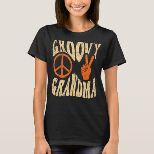 Groovy Grandma 70s Aesthetic Nostalgia 1970's Retr T-Shirt